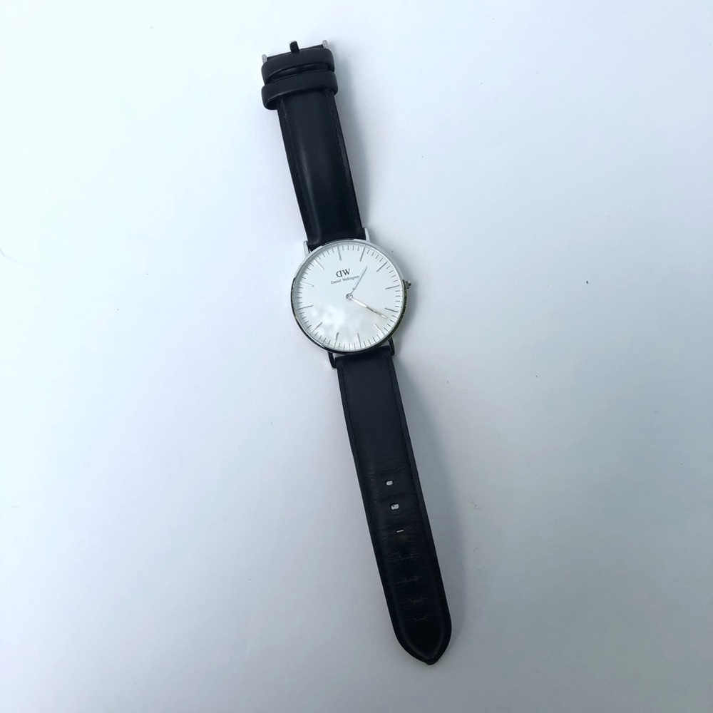 Women’s watch - Picture 2 of 9